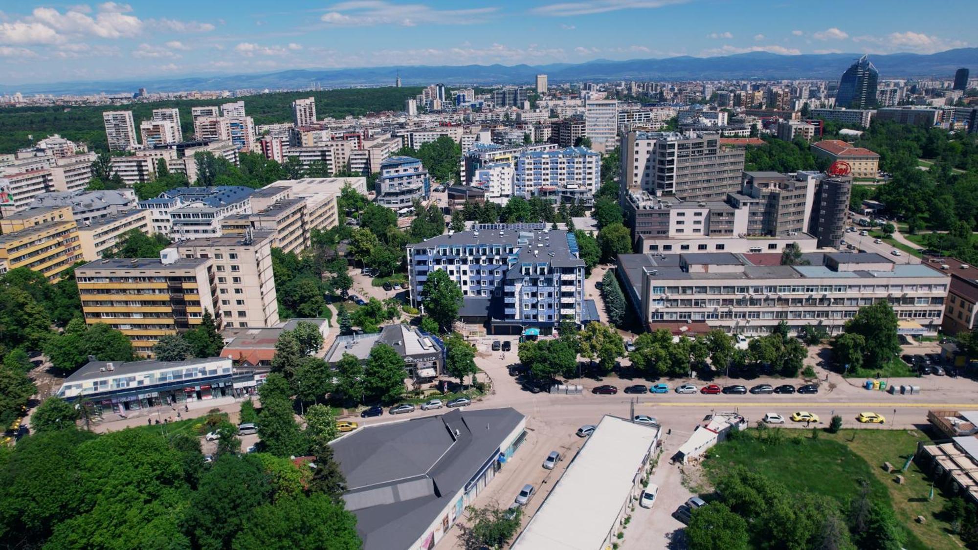 Rcr Einstein Studios 2 Sofia Exteriör bild